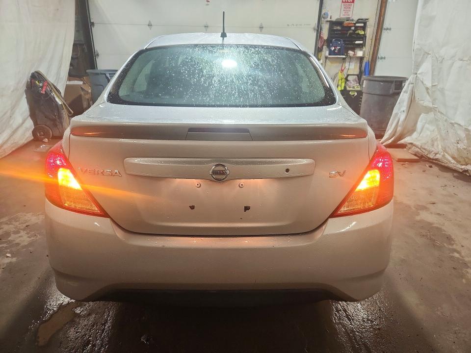 Photo 6 from auction – 2017 NISSAN VERSA with VIN 3N1CN7AP8HL848406