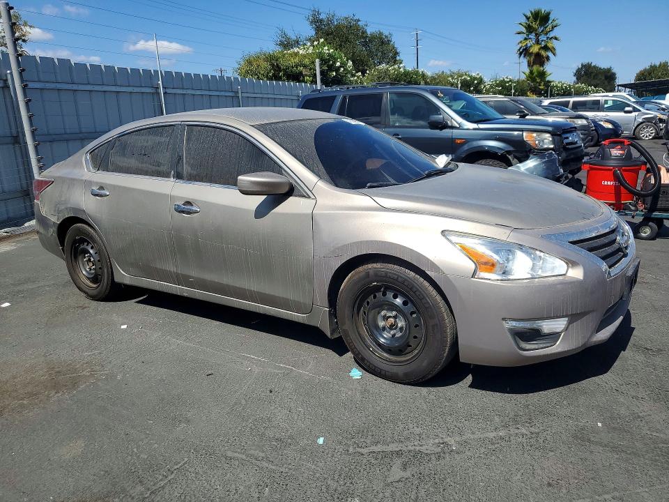 Photo 4 from auction – 2014 NISSAN ALTIMA with VIN 1N4AL3AP0EN257510