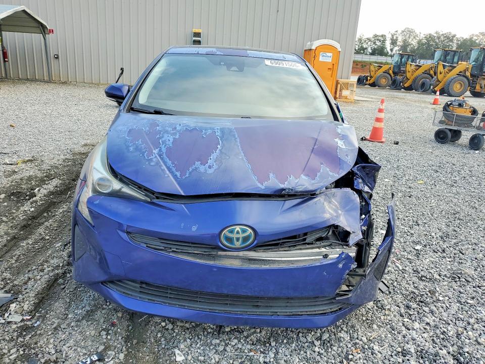 Photo 5 from auction – 2017 TOYOTA PRIUS with VIN JTDKARFUXH3531401