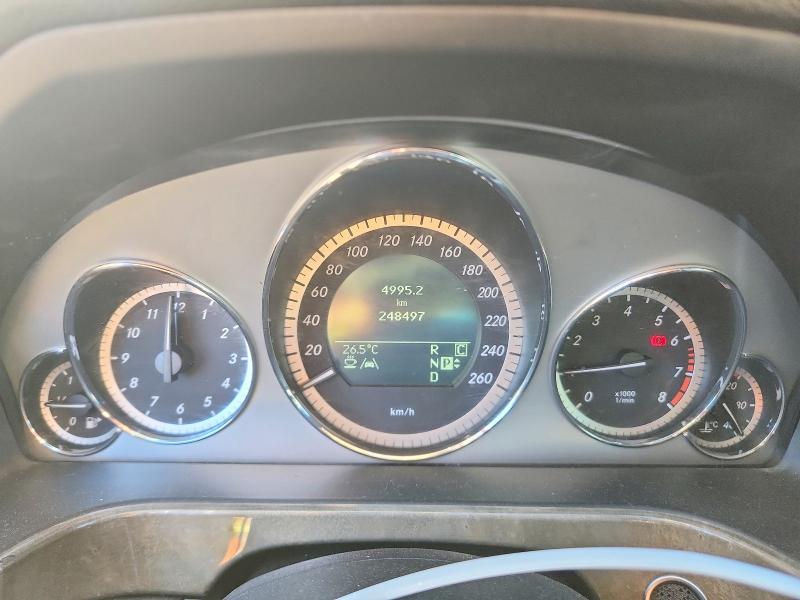 Photo 9 from auction – 2010 MERCEDES-BENZ E with VIN WDDHF9AB9AA179906