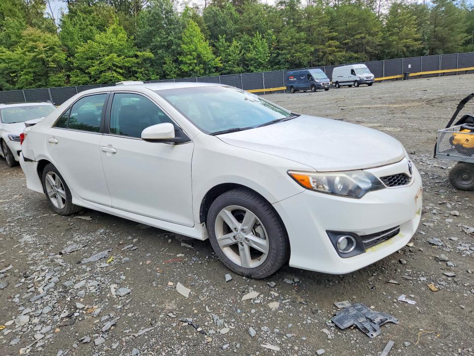 Photo 4 from auction – 2014 TOYOTA CAMRY with VIN 4T1BF1FK7EU793332