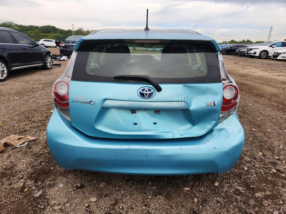 Zdjęcie 6 z aukcji – 2013 TOYOTA PRIUS C z VIN JTDKDTB32D1047374