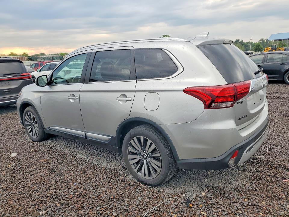Photo 2 from auction – 2019 MITSUBISHI OUTLANDER with VIN JA4AZ3A34KZ041681