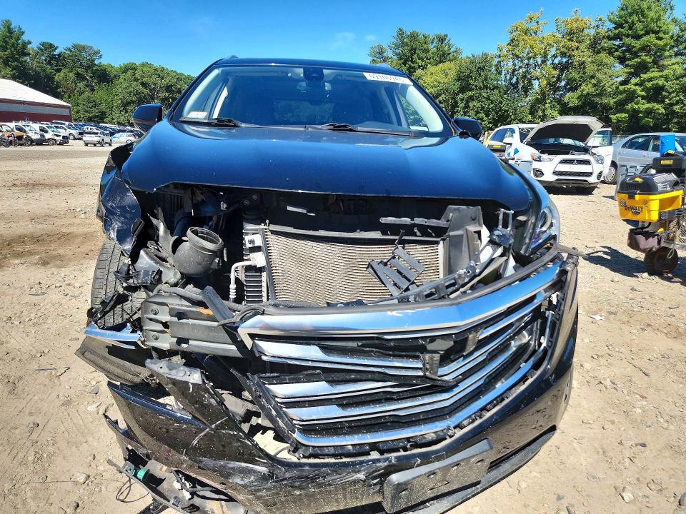 Photo 5 from auction – 2018 CADILLAC XT5 with VIN 1GYKNDRS9JZ239463