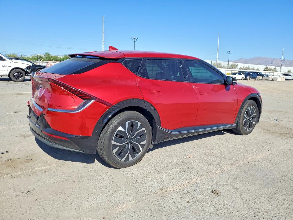 Снимка 3 от търг – 2022 KIA EV6 с VIN KNDC3DLC6N5074969