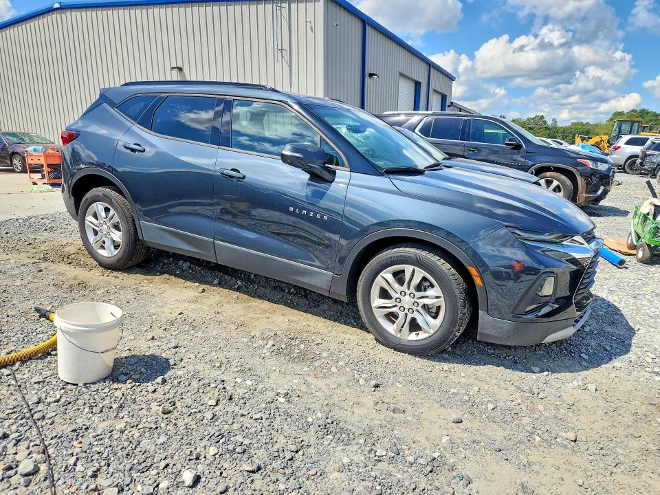 Снимка 4 от търг – 2019 CHEVROLET BLAZER с VIN 3GNKBDRS1KS689161
