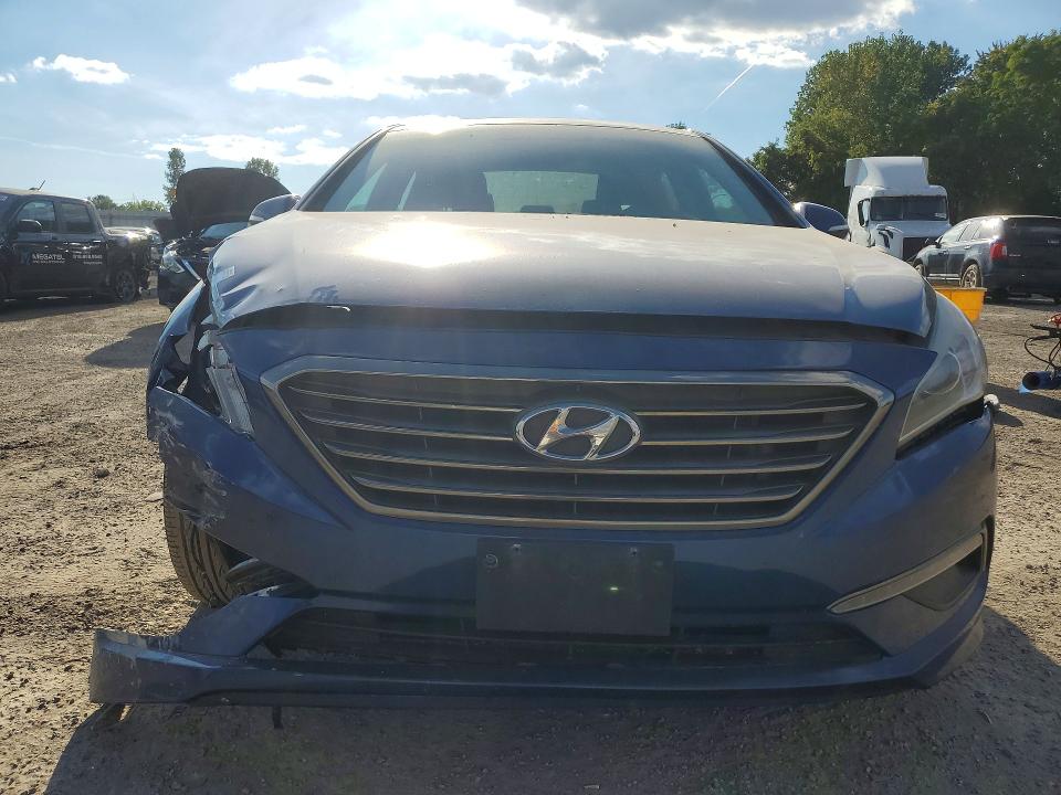 Photo 5 from auction – 2017 HYUNDAI SONATA with VIN 5NPE24AF1HH462589