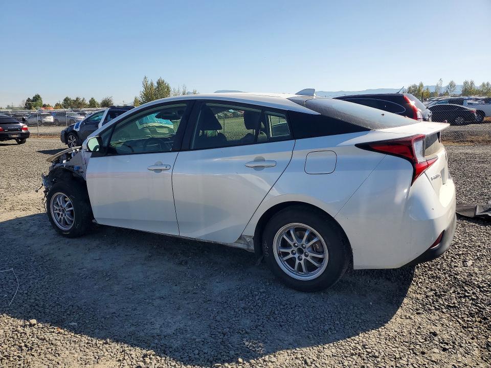 Photo 2 from auction – 2021 TOYOTA PRIUS with VIN JTDKAMFU3M3131693