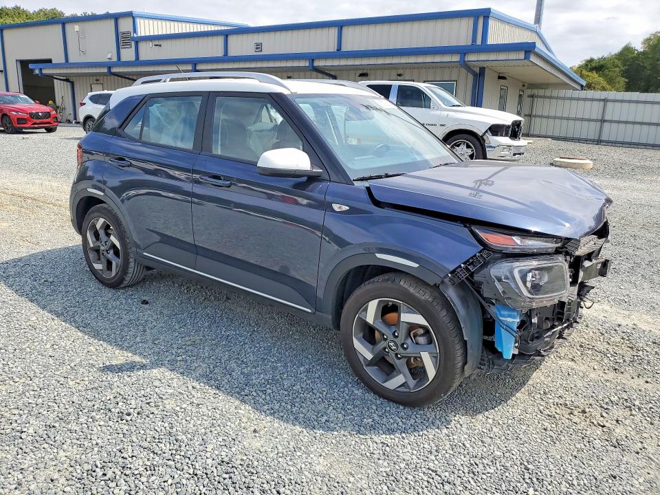 Photo 4 from auction – 2024 HYUNDAI VENUE with VIN KMHRC8A35RU341823