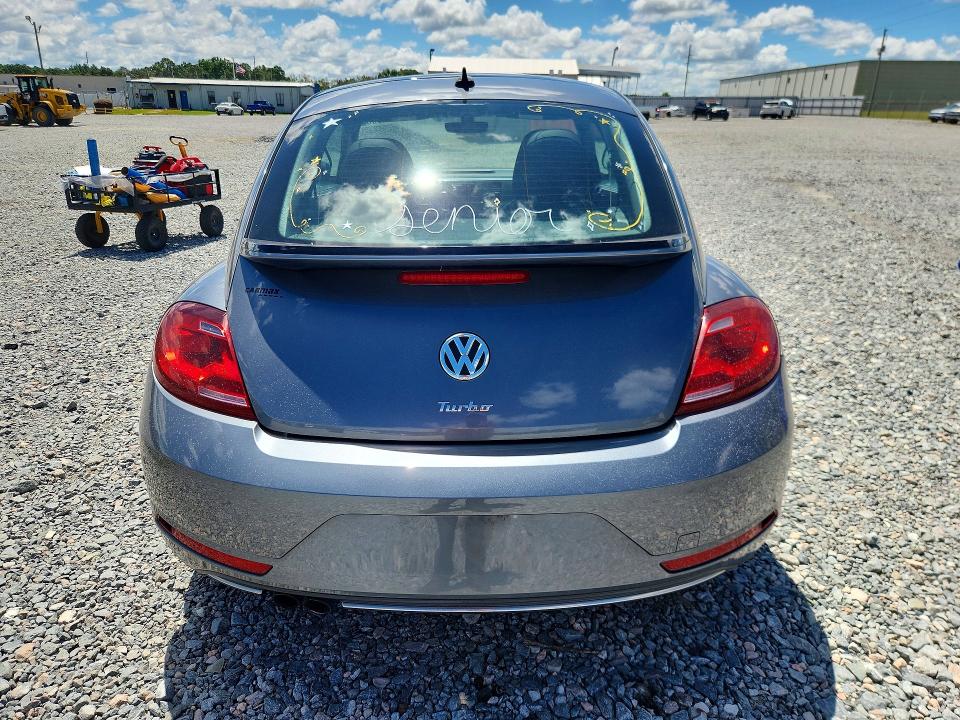 Photo 6 from auction – 2018 VOLKSWAGEN BEETLE with VIN 3VWJD7AT0JM708349