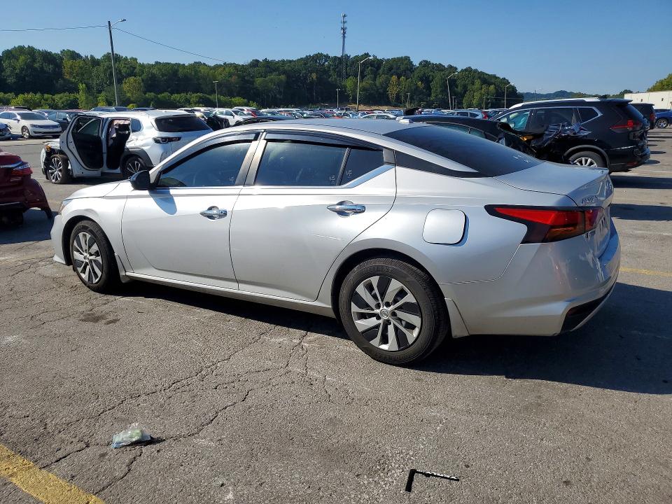 Photo 2 from auction – 2020 NISSAN ALTIMA with VIN 1N4BL4BV5LC272312