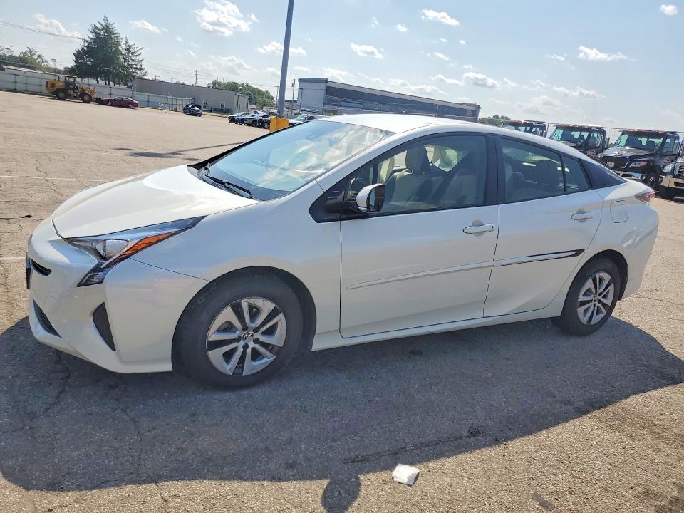 TOYOTA PRIUS 2017 with VIN JTDKARFU4H3037874 - Photo from auction