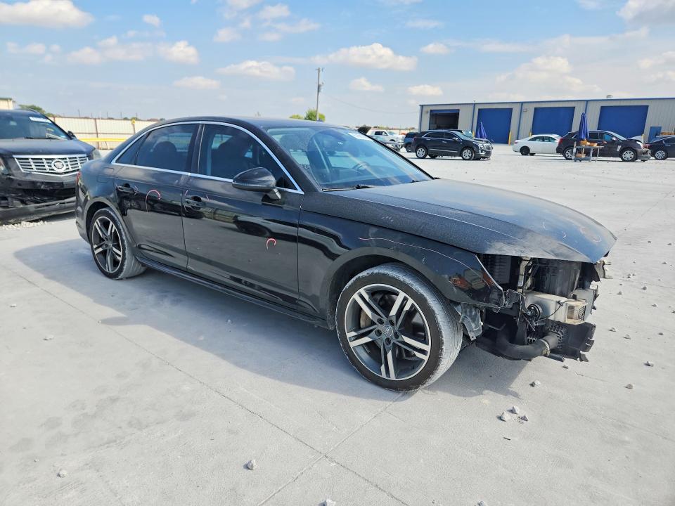 Photo 4 from auction – 2017 AUDI A4 with VIN WAULNAF43HN008281