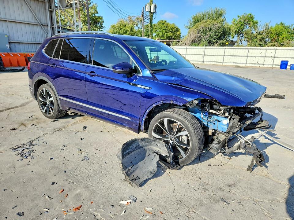 Снимка 4 от търг – 2024 VOLKSWAGEN TIGUAN с VIN 3VV4B7AX5RM077880