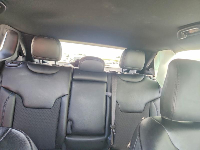 Снимка 10 от търг – 2023 JEEP COMPASS с VIN 3C4NJDBN7PT553907