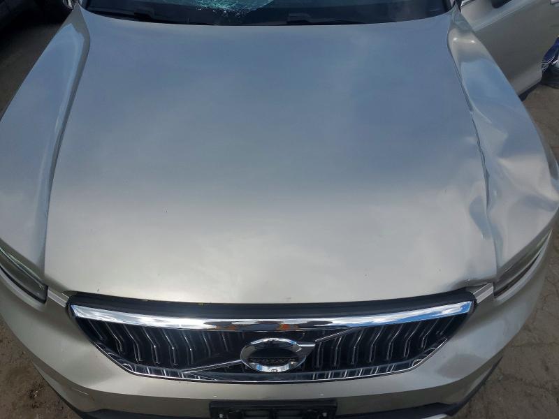 Photo 12 from auction – 2019 VOLVO XC40 with VIN YV4162UL8K2074676