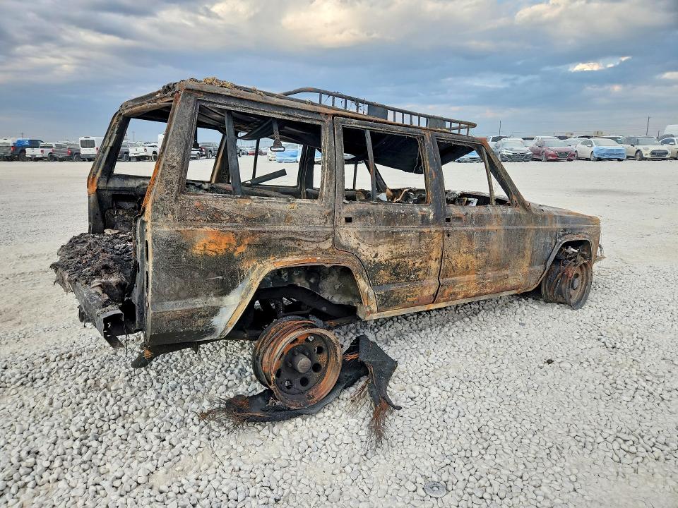 Photo 3 from auction – 1996 JEEP CHEROKEE with VIN 1J4FJ78S2TL201885