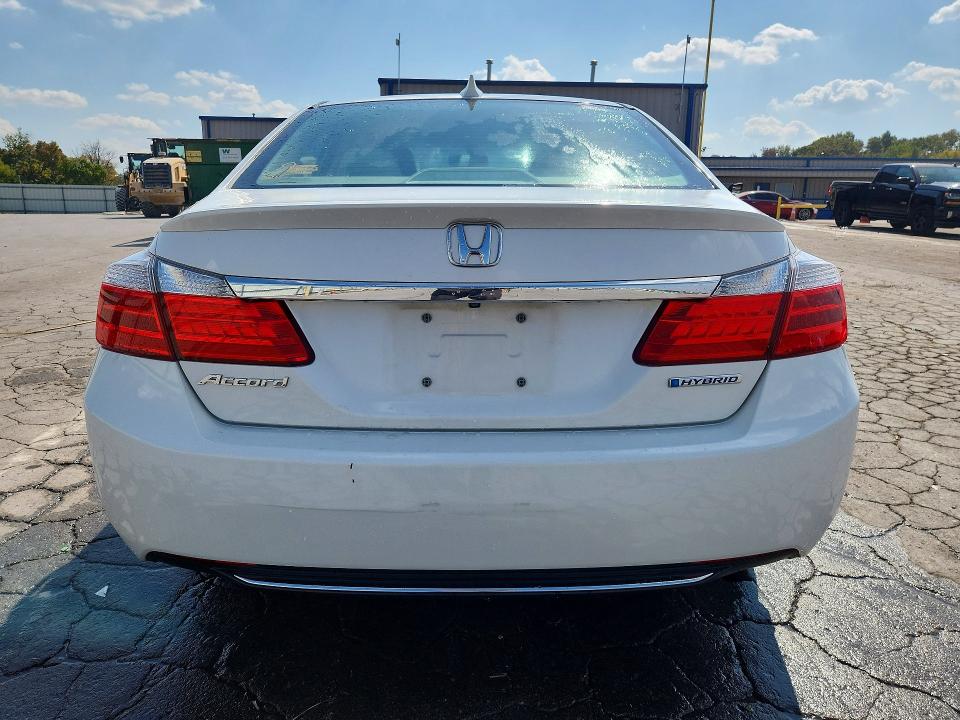 Снимка 6 от търг – 2014 HONDA ACCORD с VIN 1HGCR6F35EA003714