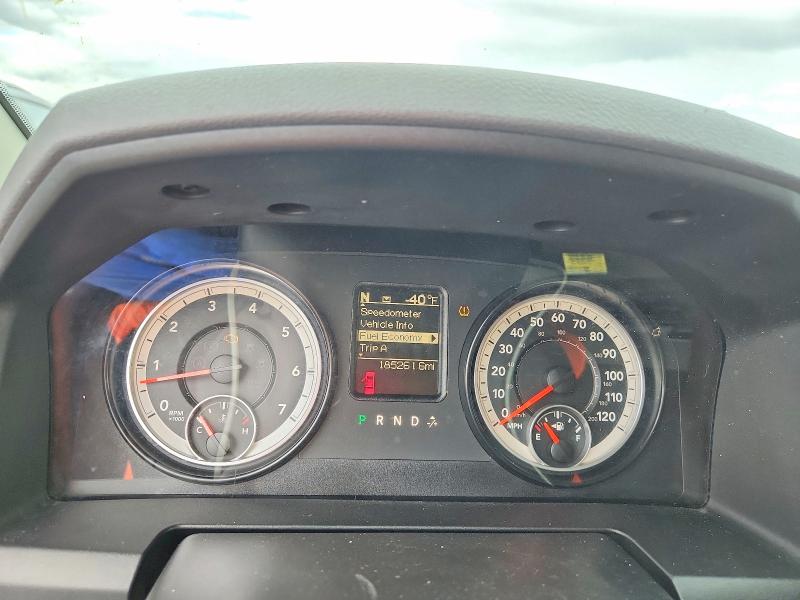 Фото 9 с аукциона – 2015 RAM 1500 с VIN 1C6RR6FT9FS722086