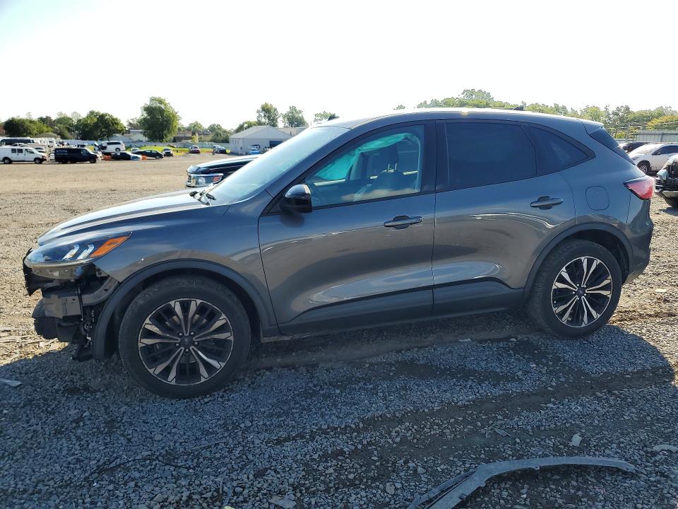 FORD ESCAPE 2022 z numerem VIN 1FMCU9G67NUA23691 - Zdjęcie z aukcji