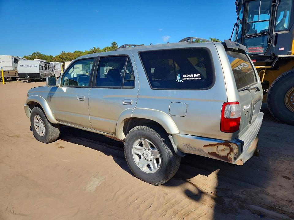 Photo 2 from auction – 2000 TOYOTA 4RUNNER with VIN JT3GN86RXY0162805