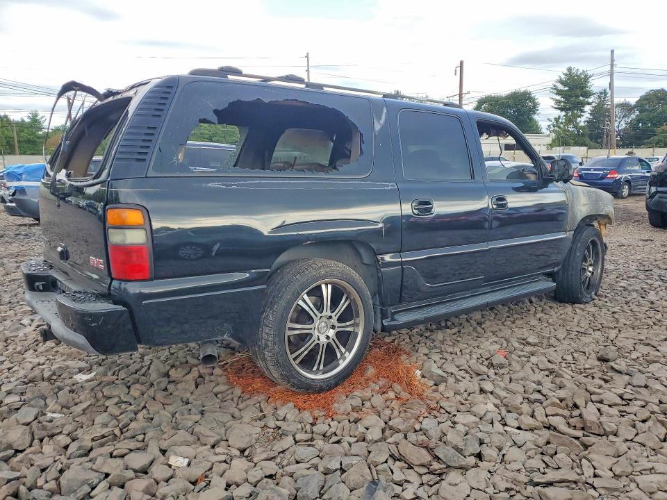 Снимка 3 от търг – 2005 GMC YUKON XL с VIN 1GKFK66U35J127249