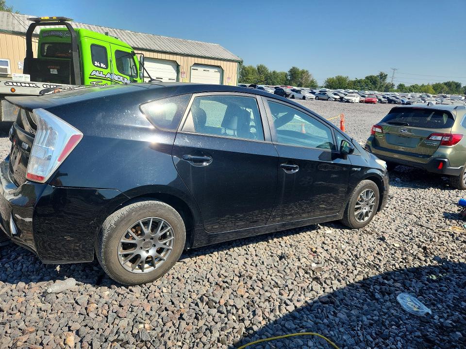 Photo 3 from auction – 2010 TOYOTA PRIUS with VIN JTDKN3DU4A0023906