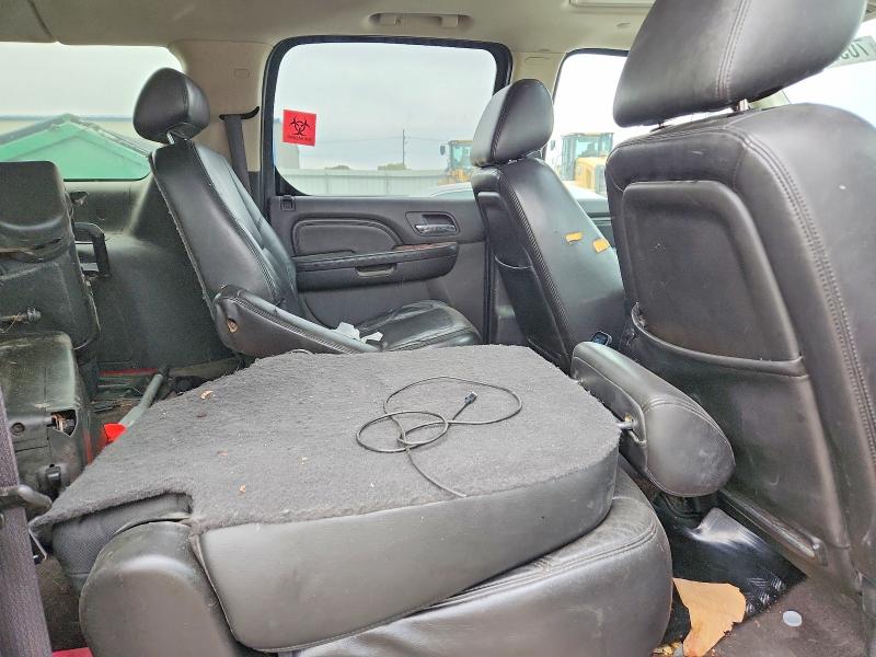 Снимка 11 от търг – 2010 CADILLAC ESCALADE с VIN 1GYUKJEF0AR209891
