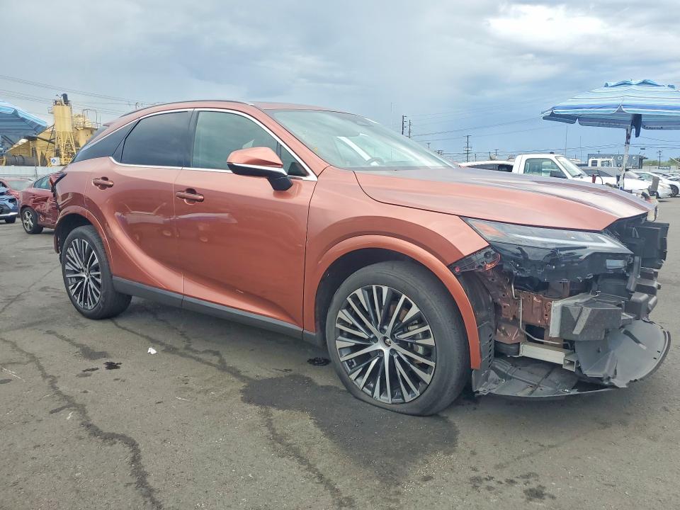 Снимка 4 от търг – 2023 LEXUS RX 350 с VIN JTJCHMAA9P2004774
