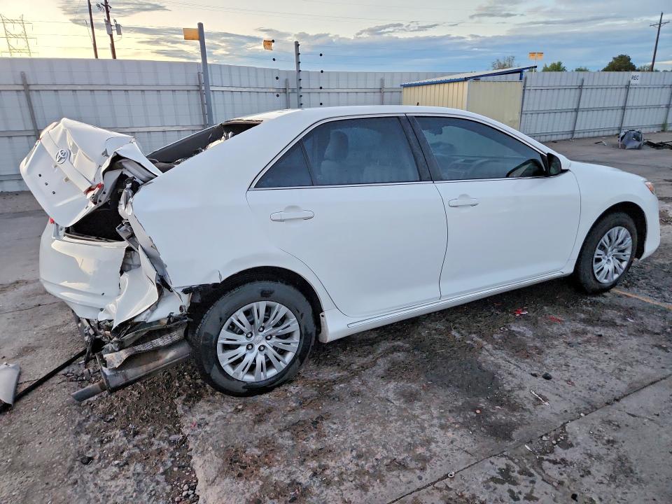 Photo 3 from auction – 2014 TOYOTA CAMRY with VIN 4T1BF1FK8EU419974