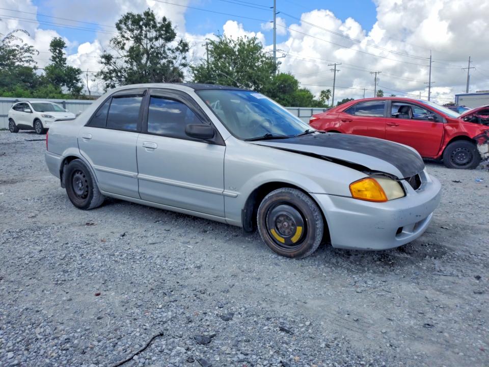 Photo 4 from auction – 2000 MAZDA PROTEGE with VIN JM1BJ2224Y0276922