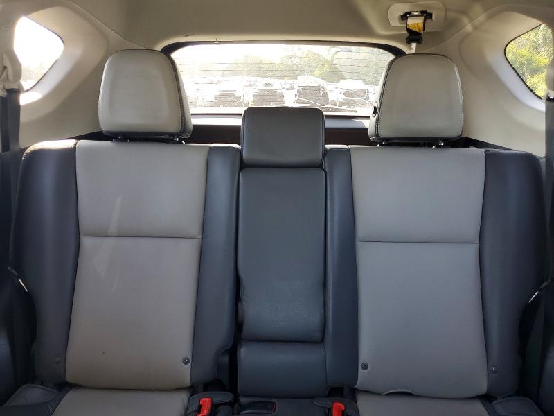 Photo 10 from auction – 2015 TOYOTA RAV4 with VIN 2T3DFREV5FW399257