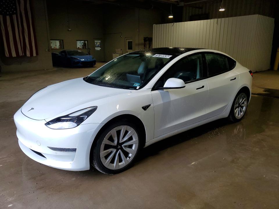 Photo 1 from auction – 2022 TESLA MODEL 3 with VIN 5YJ3E1EA5NF372335