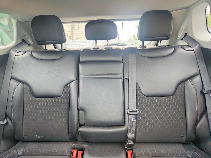 Photo 10 from auction – 2018 JEEP COMPASS with VIN 3C4NJDBB9JT138603