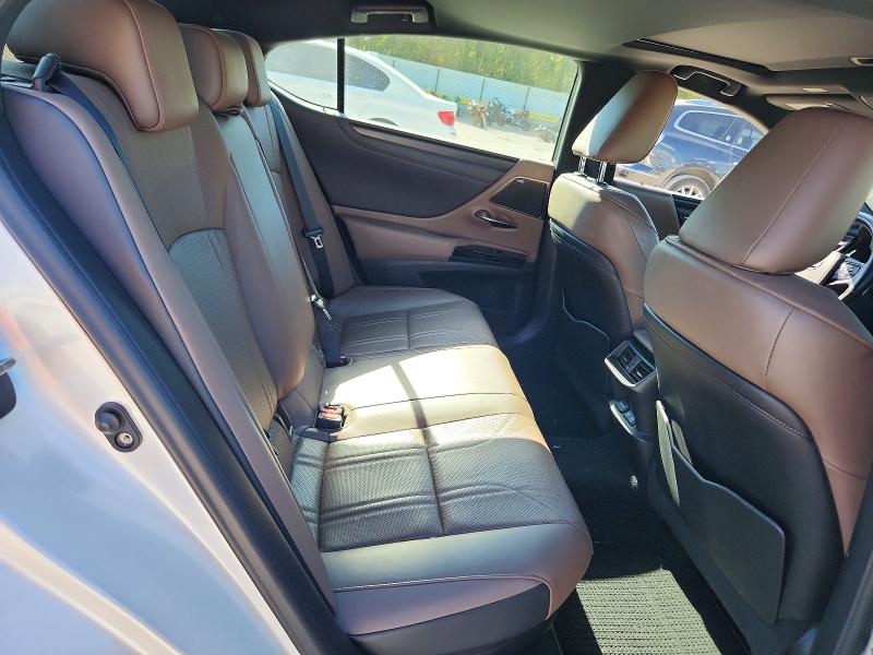 Photo 10 from auction – 2022 LEXUS ES 300H with VIN 58AEA1C13NU016386