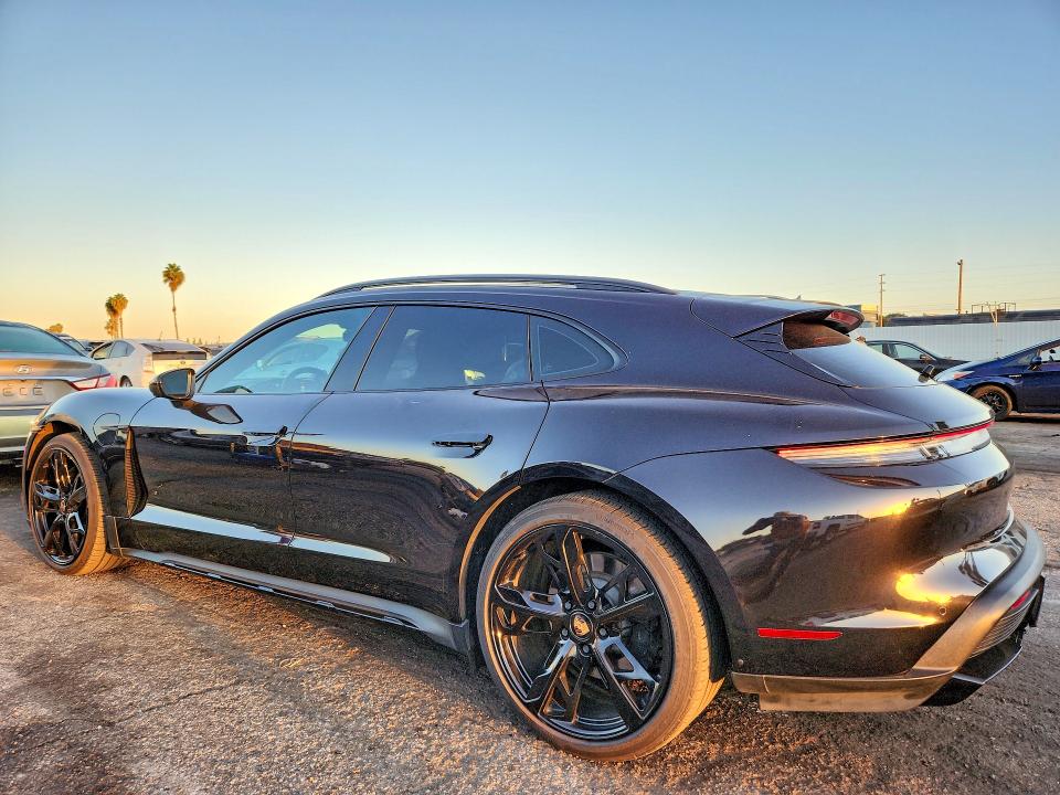Zdjęcie 2 z aukcji – 2022 PORSCHE TAYCAN z VIN WP0BA2Y10NSA67257