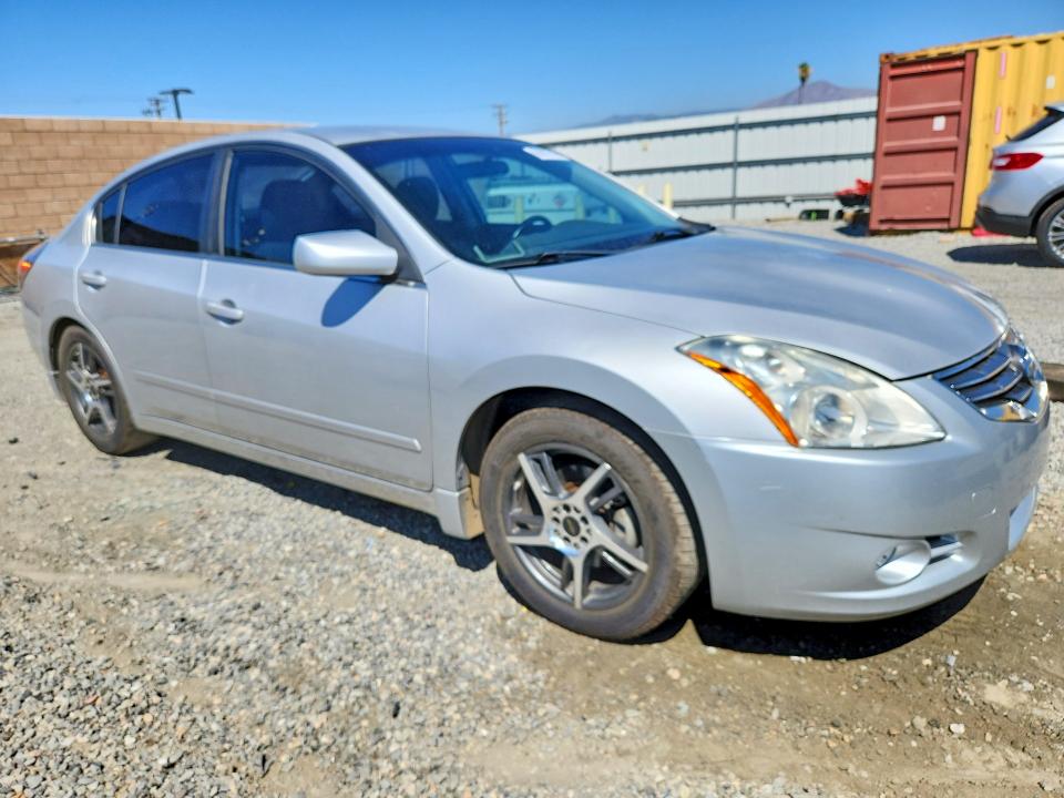 Photo 4 from auction – 2012 NISSAN ALTIMA with VIN 1N4AL2AP7CN425831