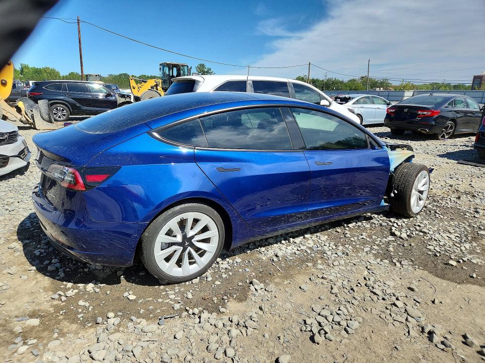 Foto 3 de la subasta – 2022 TESLA MODEL 3 con VIN 5YJ3E1EB9NF126364