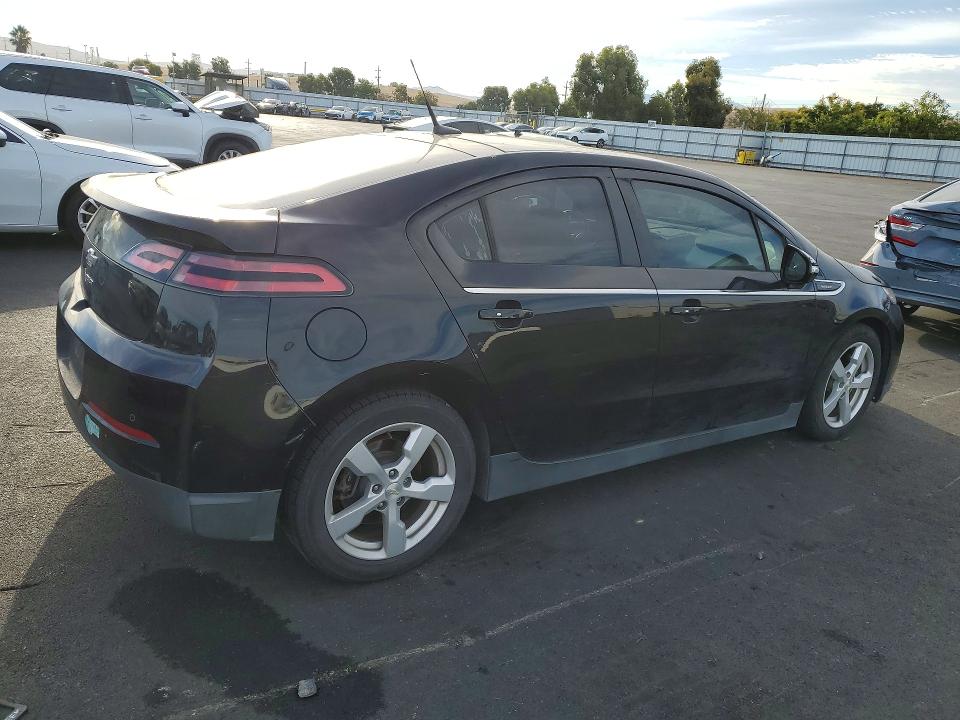 Photo 3 from auction – 2014 CHEVROLET VOLT with VIN 1G1RH6E48EU127313