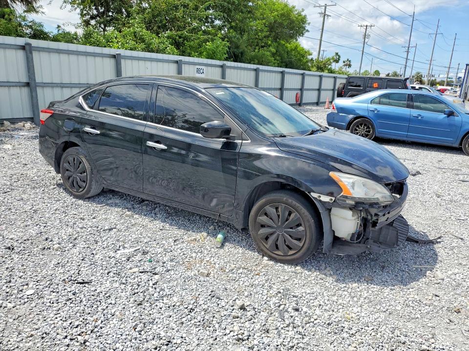Снимка 4 от търг – 2015 NISSAN SENTRA с VIN 3N1AB7AP1FL692156