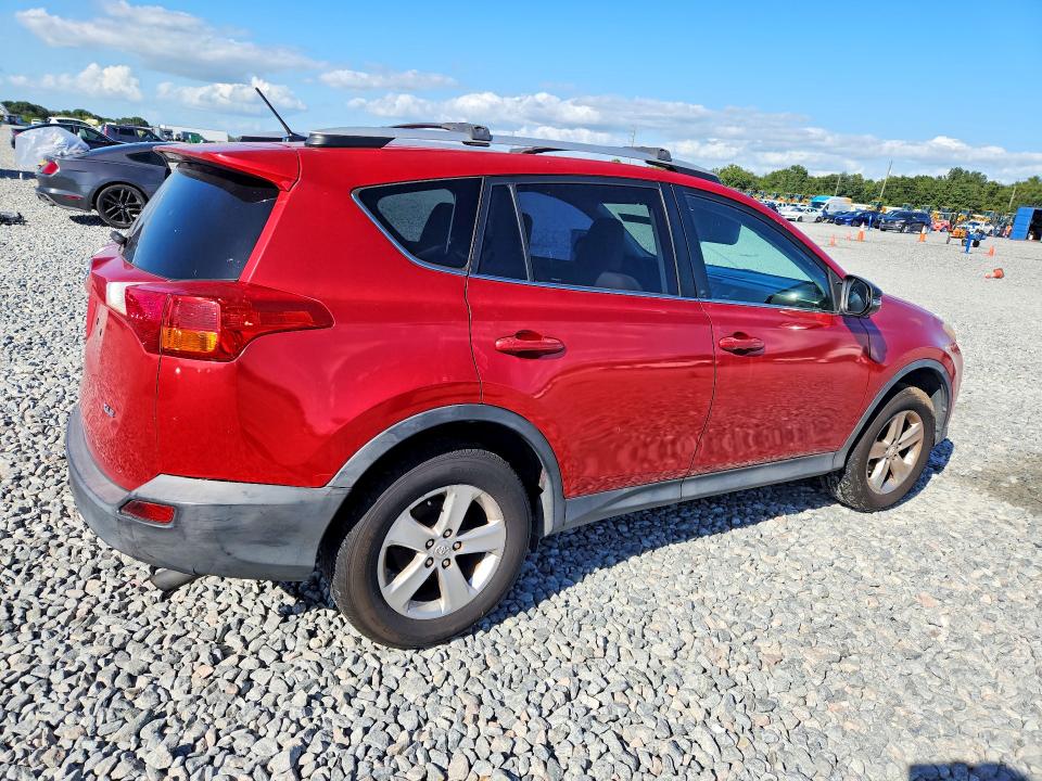 Photo 3 from auction – 2013 TOYOTA RAV4 with VIN 2T3WFREV5DW064831