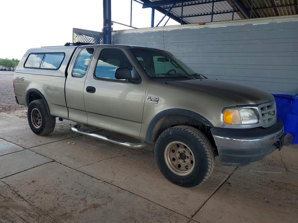 Photo 4 from auction – 2002 FORD F150 with VIN 1FTRX18W02NB83486