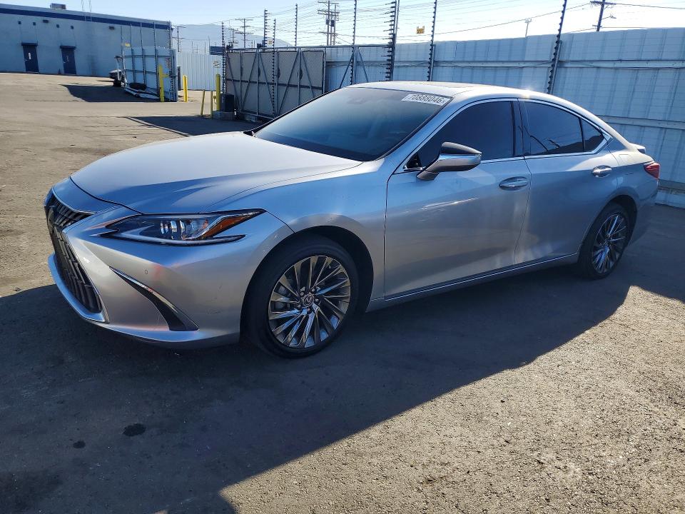 LEXUS ES 300H 2024 with VIN 58ADA1C16RU051263 - Photo from auction