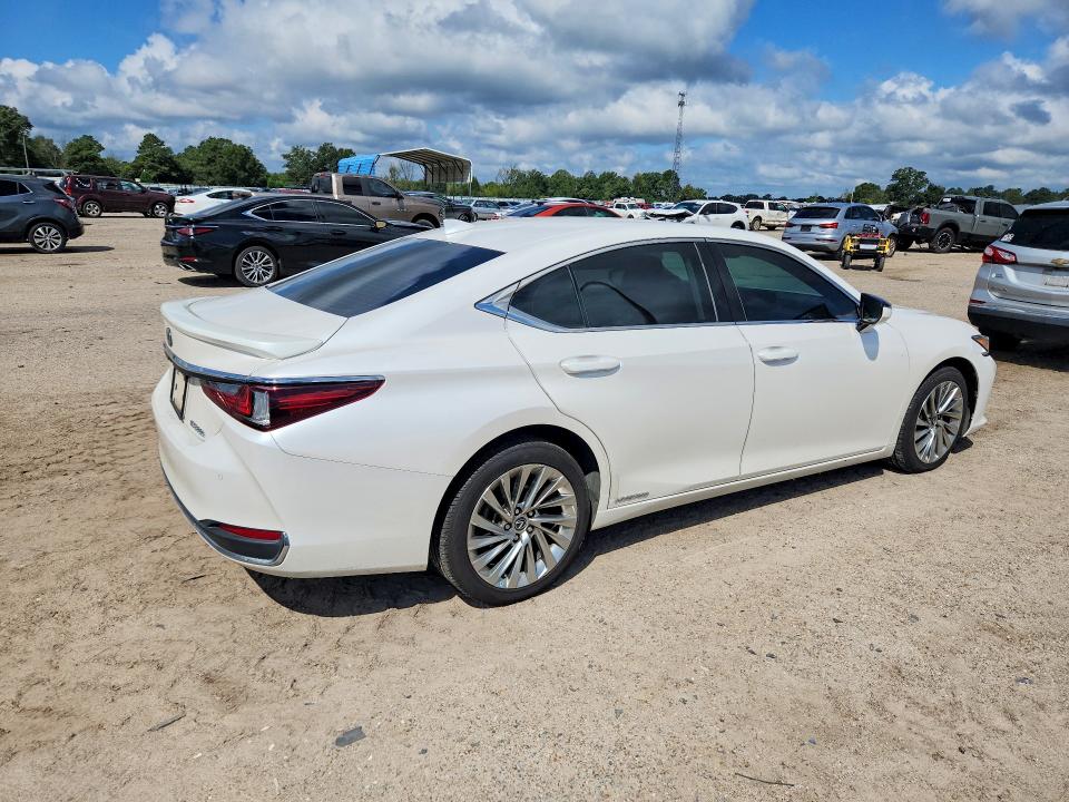 Zdjęcie 3 z aukcji – 2020 LEXUS ES z VIN 58AE21B12LU007187