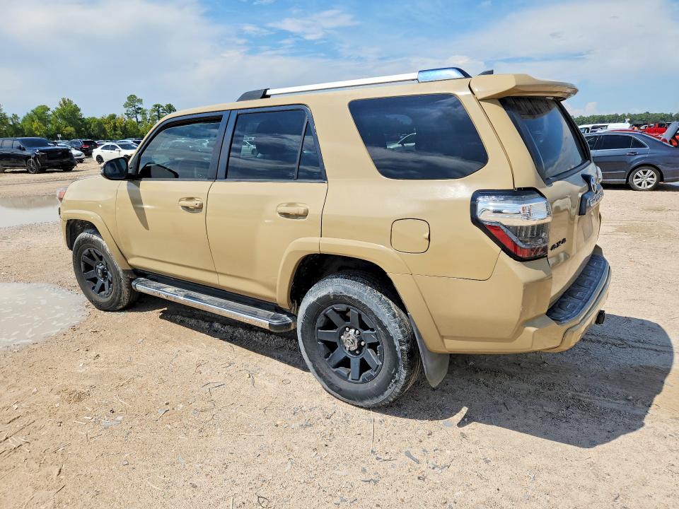 Photo 2 from auction – 2016 TOYOTA 4RUNNER with VIN JTEBU5JR8G5362657