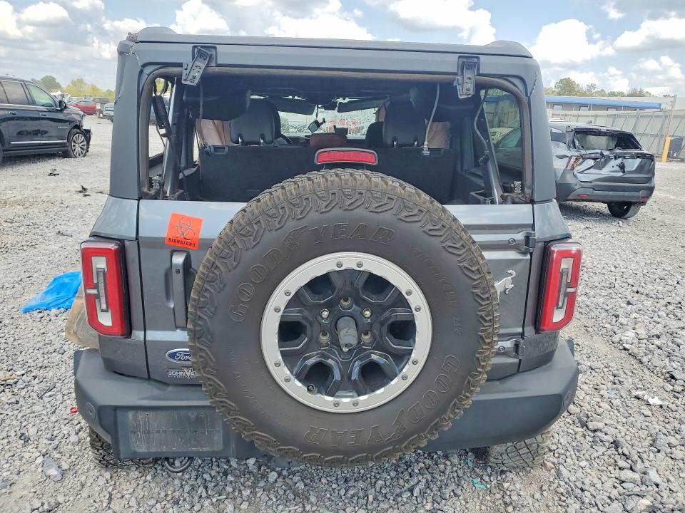 Снимка 6 от търг – 2022 FORD BRONCO с VIN 1FMEE5DP5NLB44026