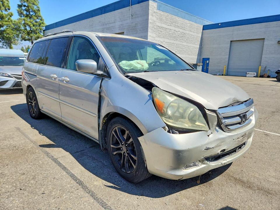 Photo 4 from auction – 2005 HONDA ODYSSEY with VIN 5FNRL38835B043198