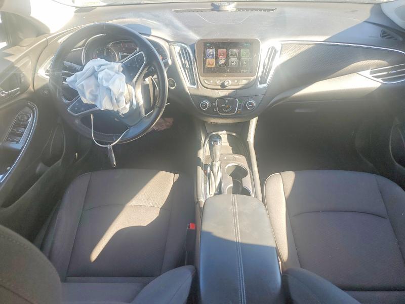 Photo 8 from auction – 2018 CHEVROLET MALIBU with VIN 1G1ZD5ST2JF184493