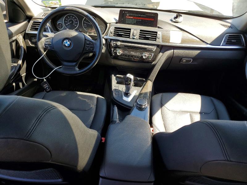 Photo 8 from auction – 2018 BMW 320 with VIN WBA8E5G5XJNV02972