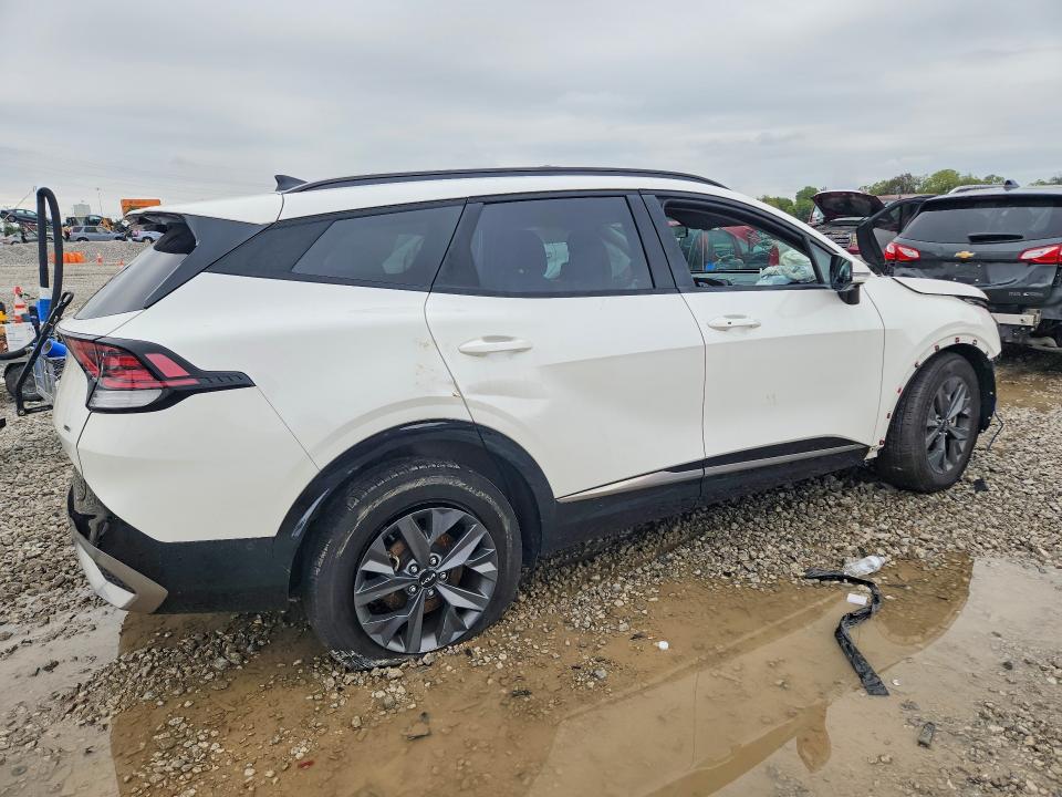 Снимка 3 от търг – 2023 KIA SPORTAGE с VIN KNDPXCAG3P7047158